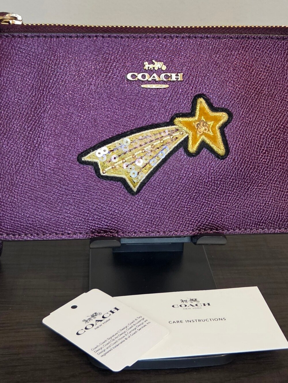 NWT Coach Metallic Raspberry Shooting Star Zip Wristlet Pouch Purple Leather - Picture 2 of 8